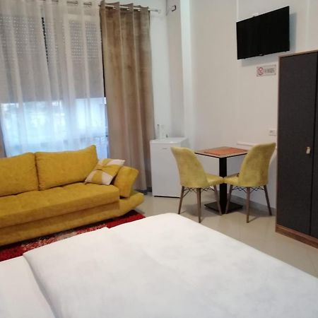 Isabel Rooms Tirana Ruang foto